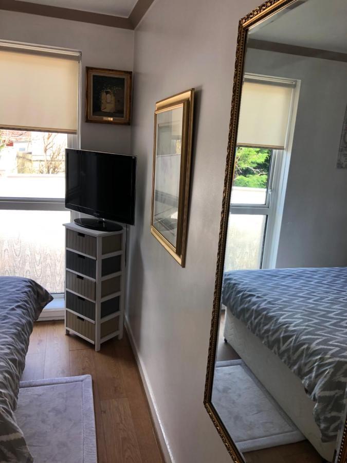 Limegrove Comfortable Three Bedroom House Law Extérieur photo